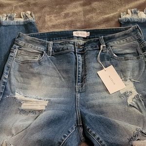 Ms. CELLO Cropped Skinny